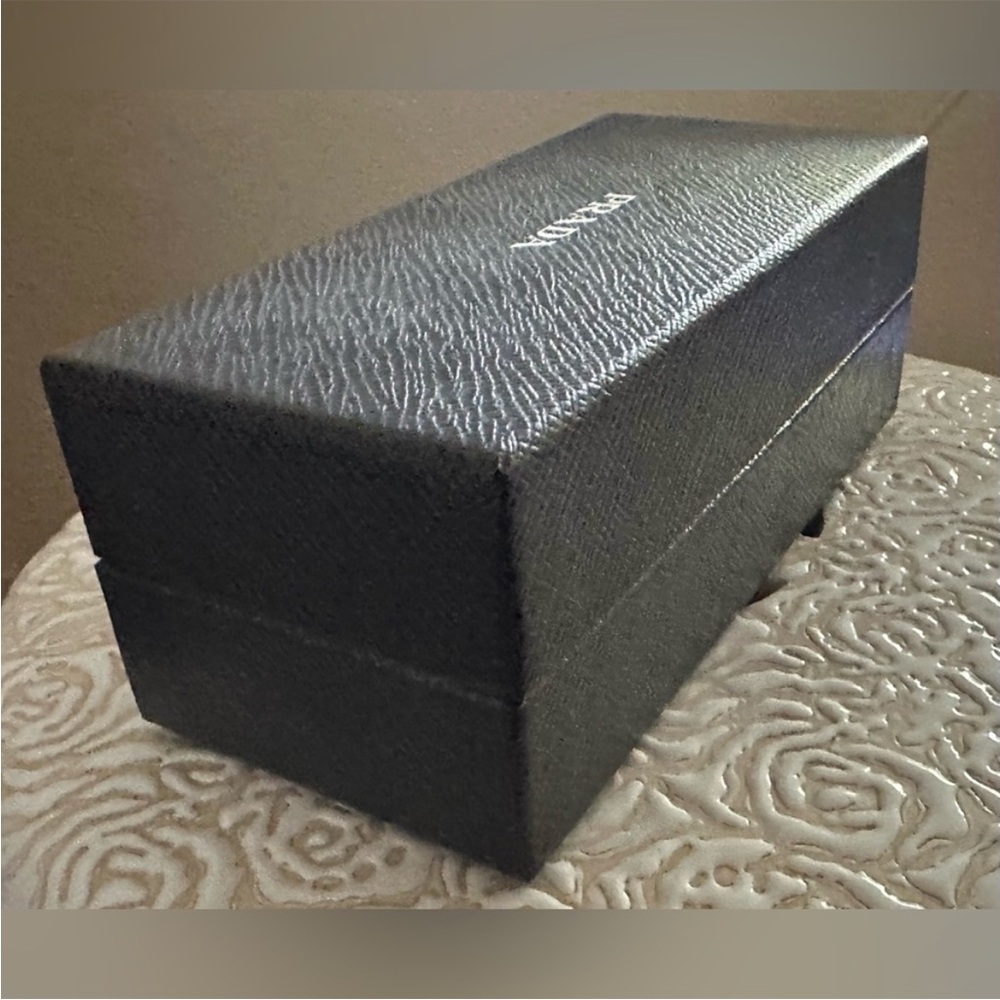 Authentic Prada box for accessories - sunglasses, small items, etc - Picture 5 of 11